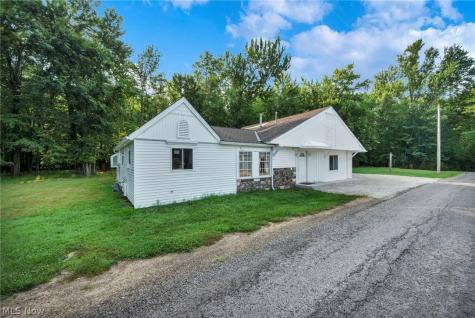 7655 Walnut Drive Chippewa Lake OH 44215