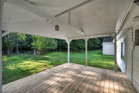 7655 Walnut Drive Chippewa Lake OH 44215