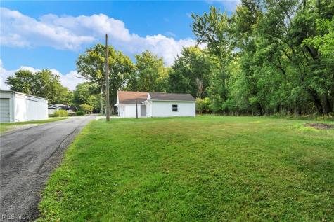 7655 Walnut Drive Chippewa Lake OH 44215