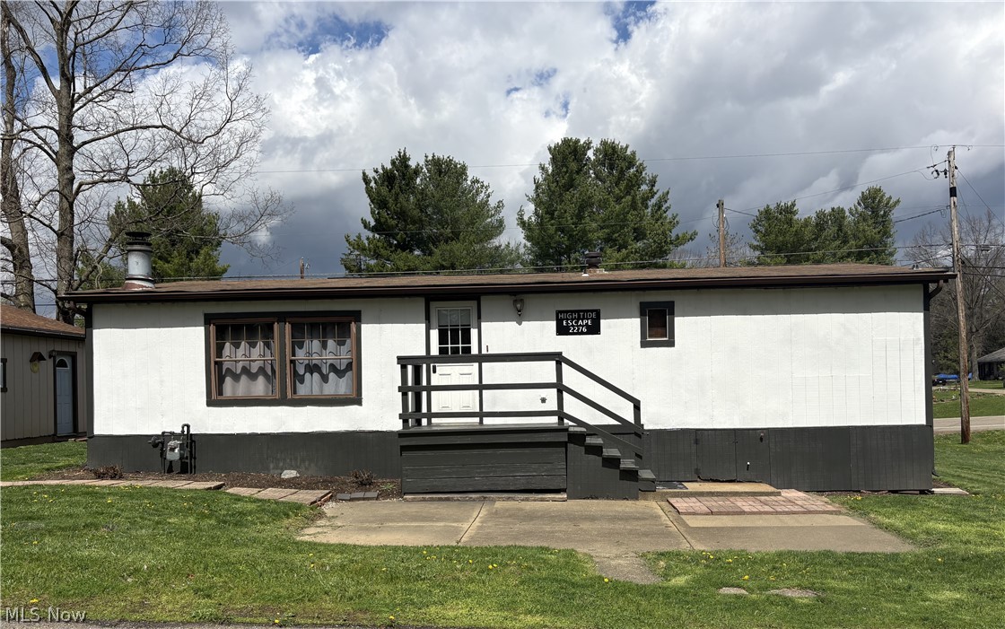 2276 Lodge Road SW Sherrodsville OH 44675