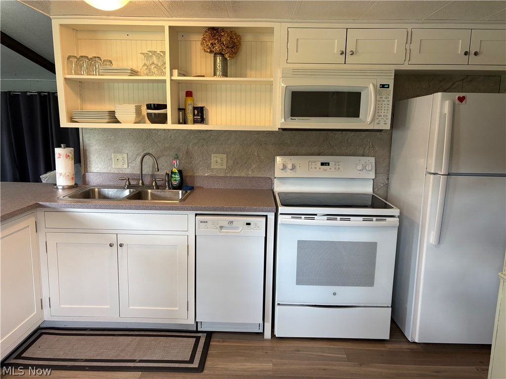 2276 Lodge Road SW Sherrodsville OH 44675
