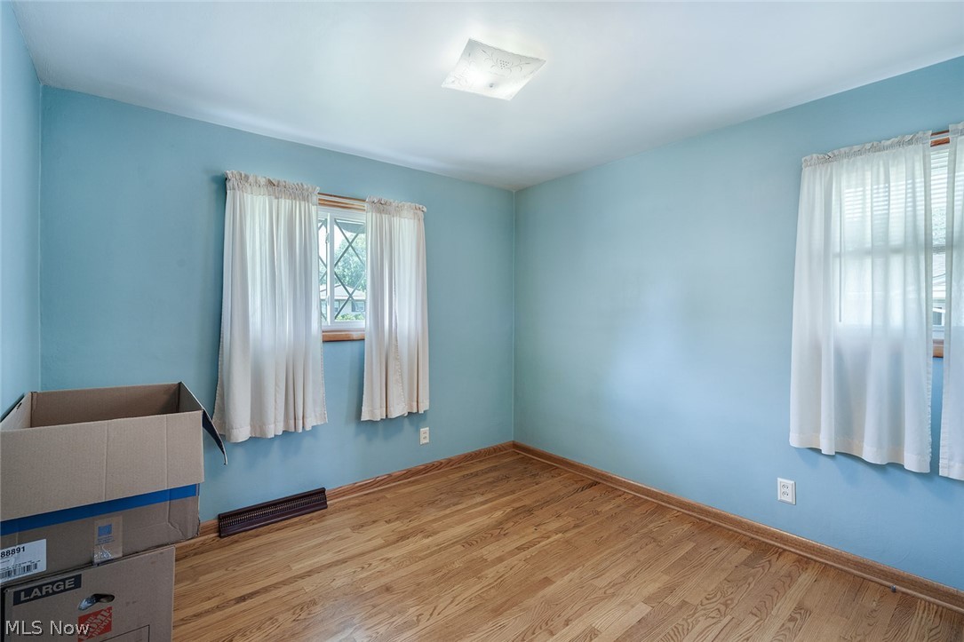 751 Dresden Drive Hubbard OH 44425