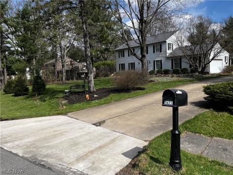 7671 Salem Drive Hudson OH 44236