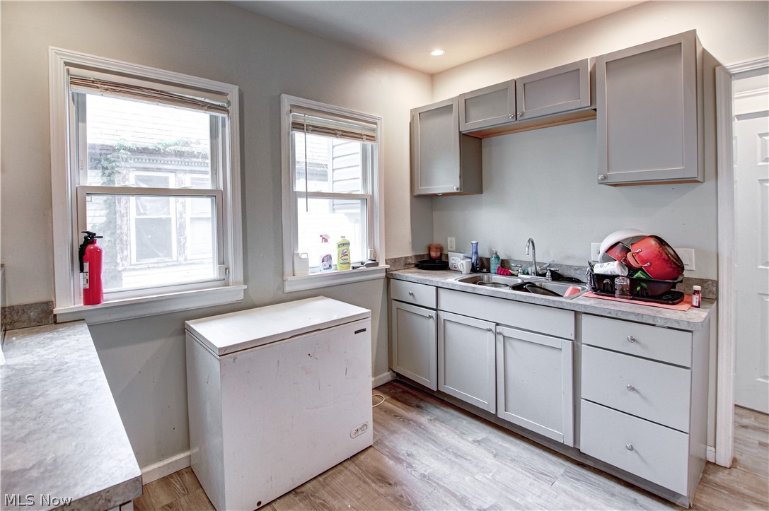 672 E 109th Street Cleveland OH 44108