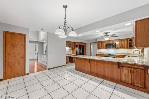 10934 Fawn Meadow Lane Strongsville OH 44149