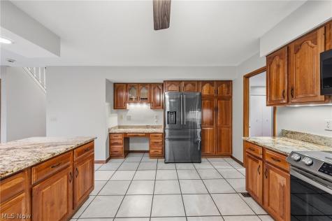 10934 Fawn Meadow Lane Strongsville OH 44149