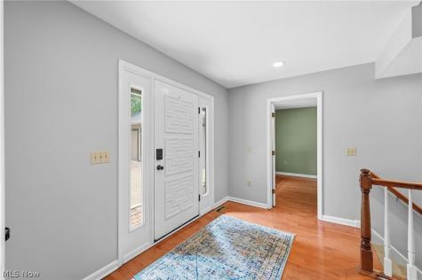 10934 Fawn Meadow Lane Strongsville OH 44149
