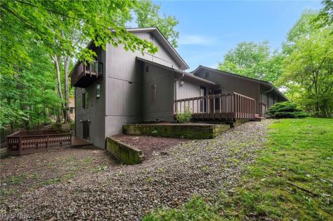 10934 Fawn Meadow Lane Strongsville OH 44149