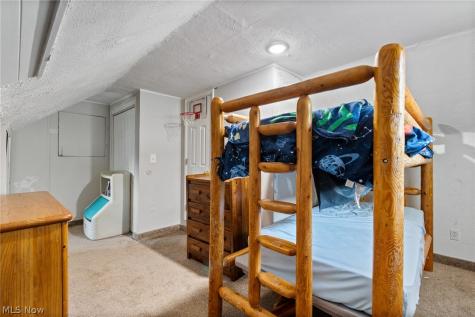 2610 Owaisa Road Cuyahoga Falls OH 44221