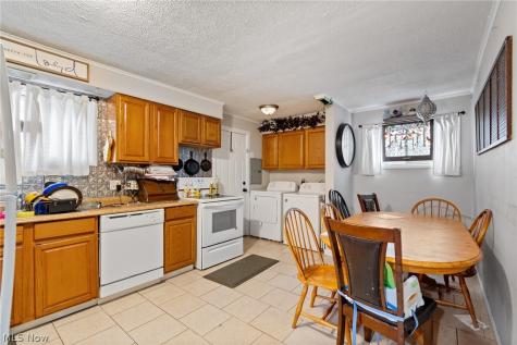 2610 Owaisa Road Cuyahoga Falls OH 44221