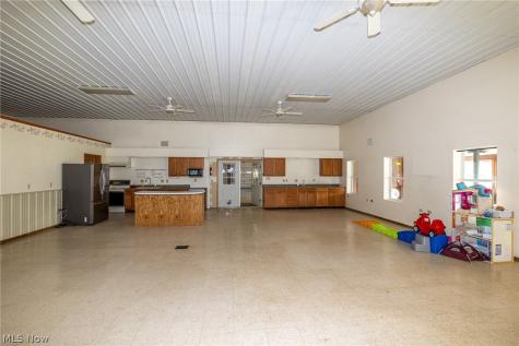 39591 State Route 303 Lagrange OH 44050