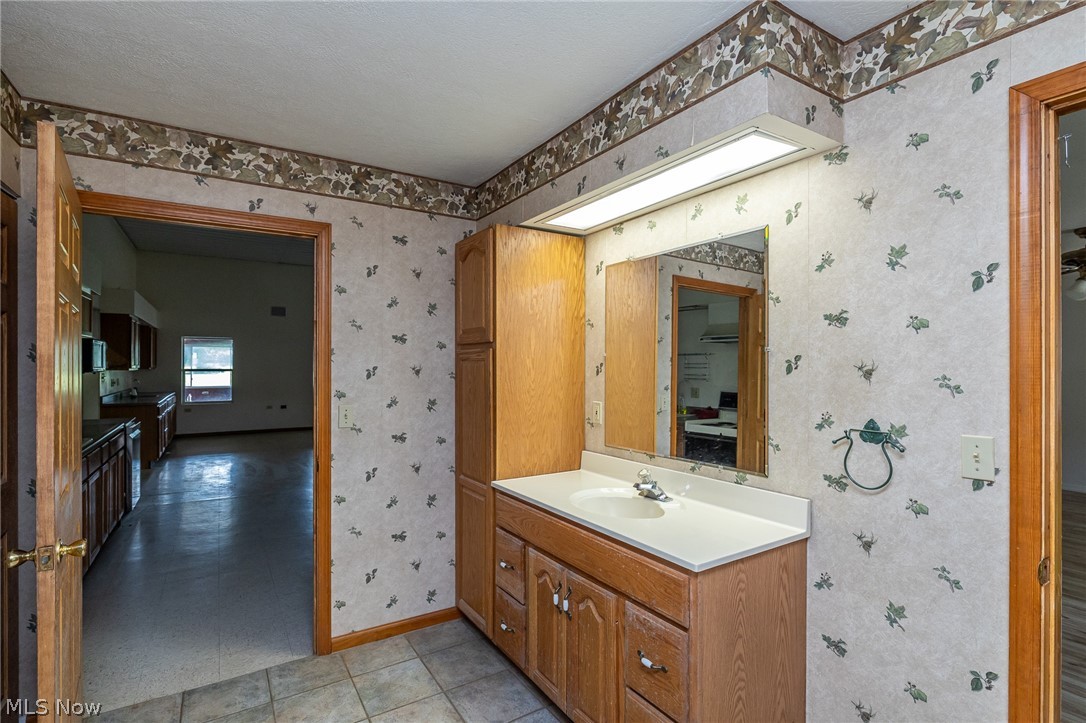 39591 State Route 303 Lagrange OH 44050