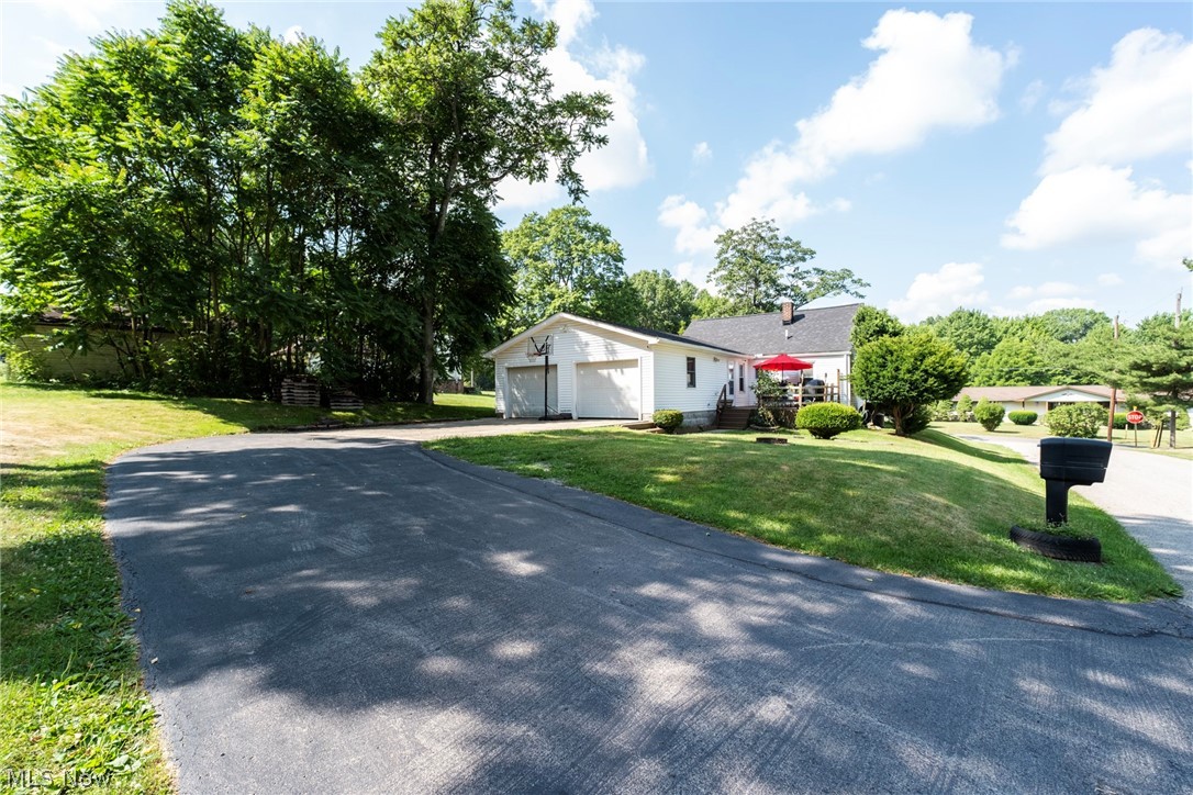 1055 Ohltown Road Youngstown OH 44515