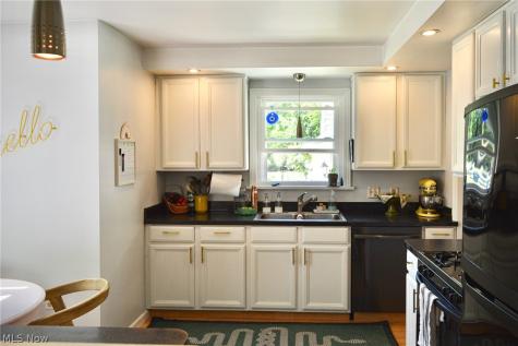 434 Glen Park Drive Bay Village OH 44140