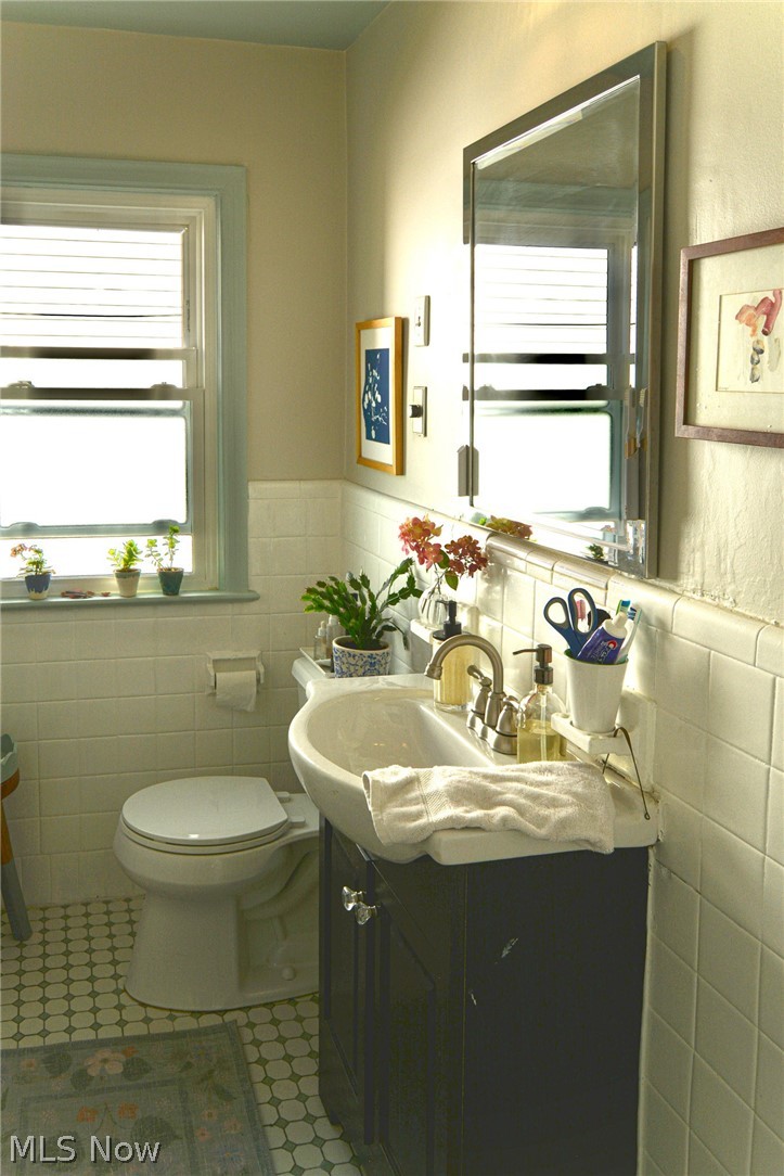 434 Glen Park Drive Bay Village OH 44140
