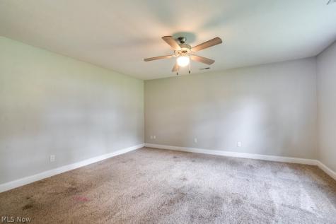 1989 E Turkeyfoot Lake Road Akron OH 44312