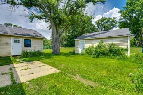 1989 E Turkeyfoot Lake Road Akron OH 44312