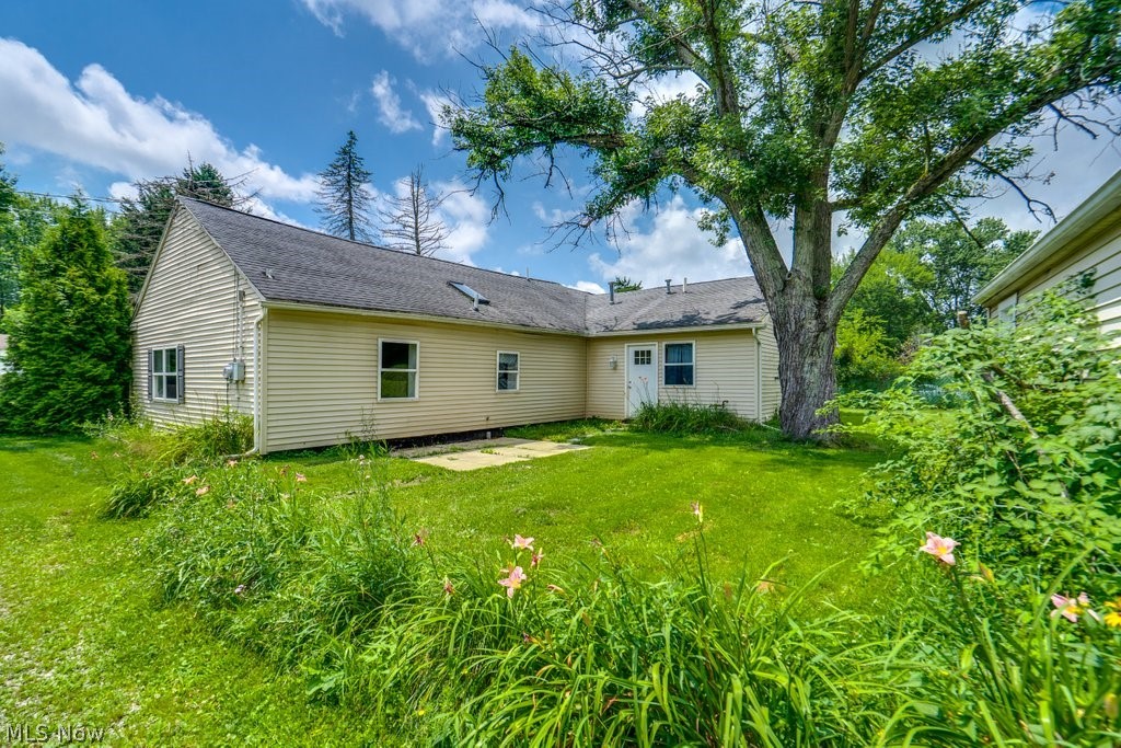 1989 E Turkeyfoot Lake Road Akron OH 44312