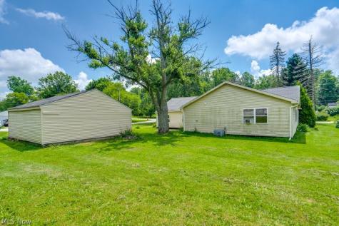 1989 E Turkeyfoot Lake Road Akron OH 44312