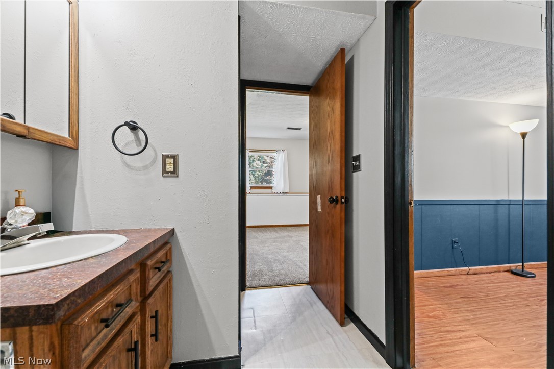 1524 Hightower Drive Uniontown OH 44685