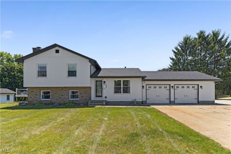 1524 Hightower Drive Uniontown OH 44685