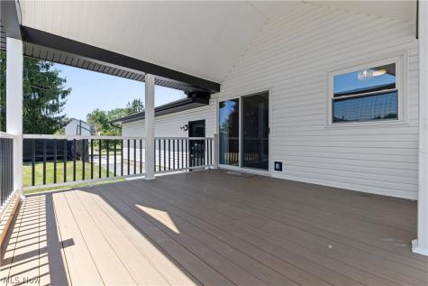 1524 Hightower Drive Uniontown OH 44685