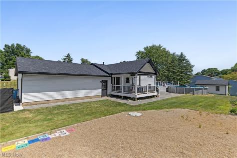 1524 Hightower Drive Uniontown OH 44685
