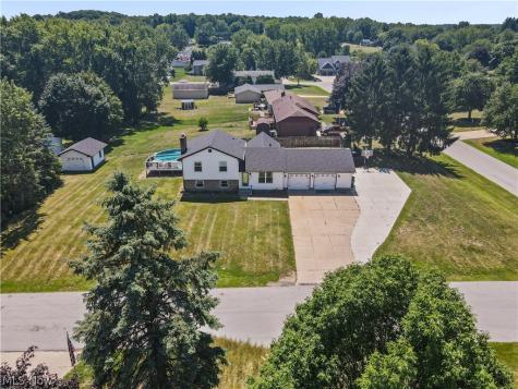 1524 Hightower Drive Uniontown OH 44685