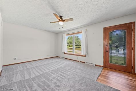 1524 Hightower Drive Uniontown OH 44685
