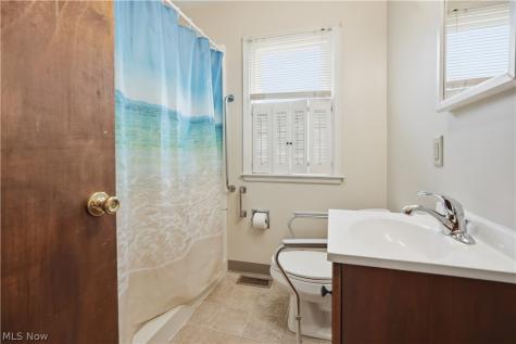 562 Arlington Avenue Mansfield OH 44903