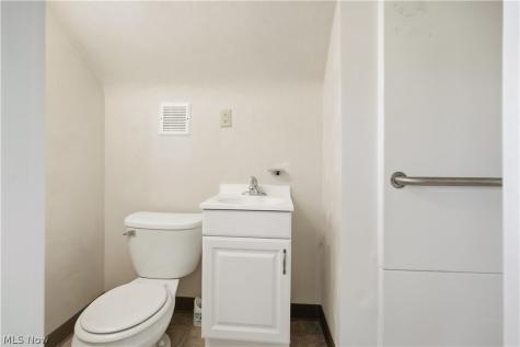 562 Arlington Avenue Mansfield OH 44903