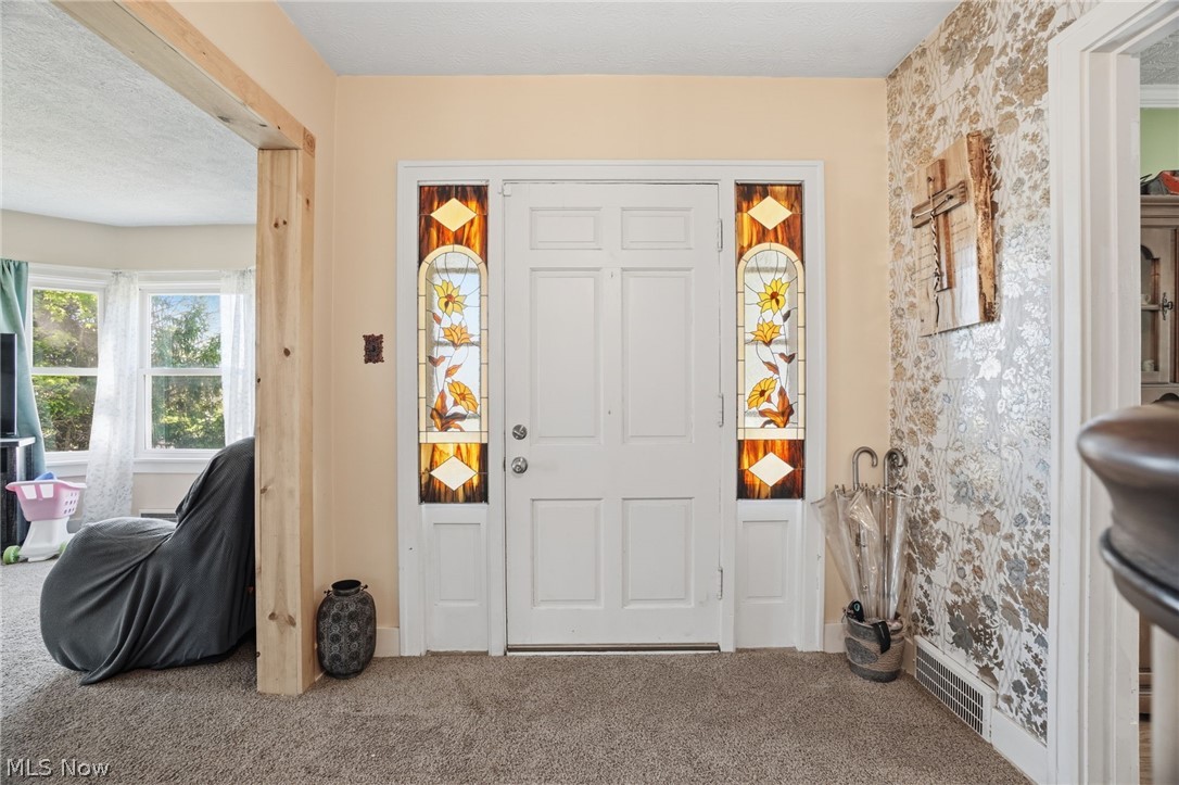 104 W Main Street West Farmington OH 44491