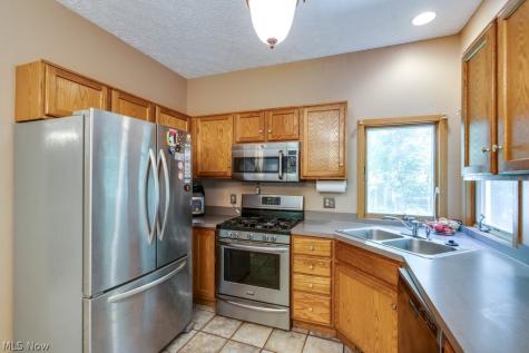 5209 Orchard Lane North Ridgeville OH 44039