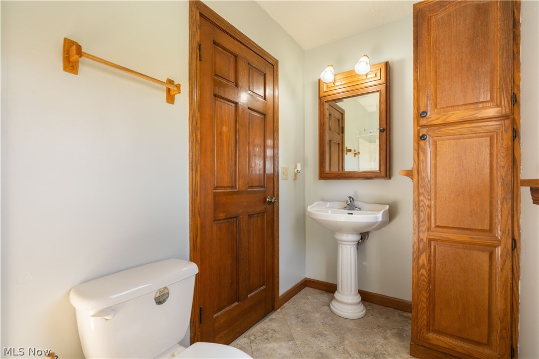 5080 Baker Street SE East Canton OH 44730