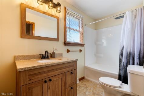 5080 Baker Street SE East Canton OH 44730