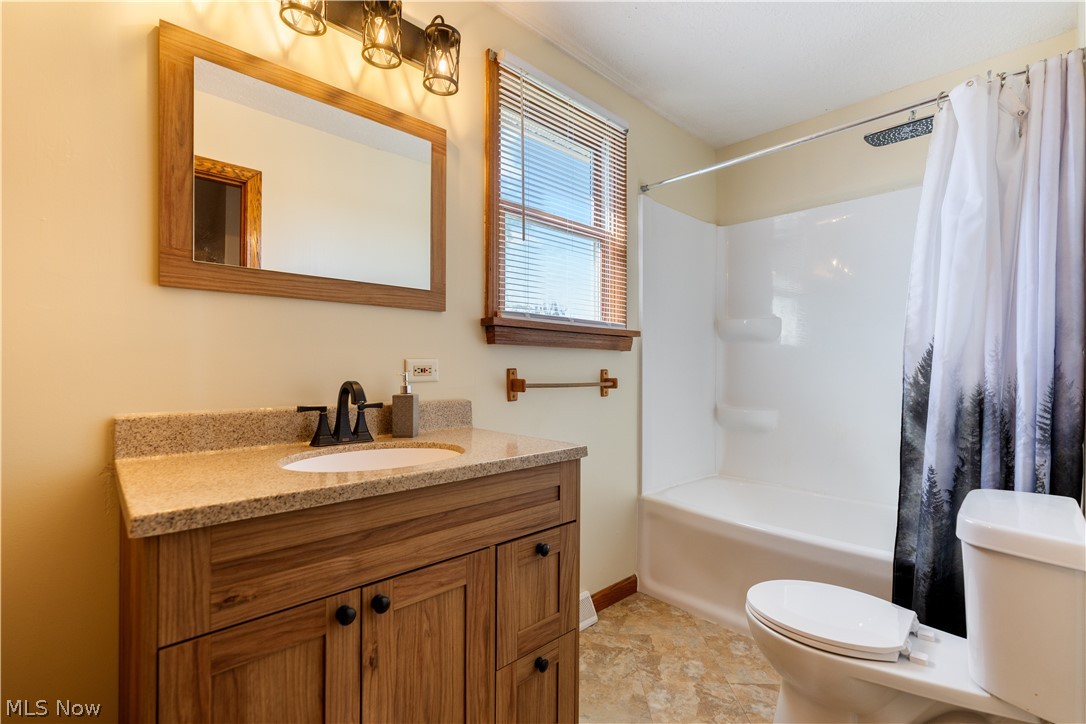 5080 Baker Street SE East Canton OH 44730