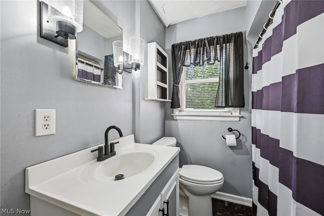 724 Belvedere Avenue SE Warren OH 44484
