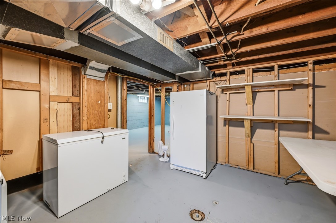 724 Belvedere Avenue SE Warren OH 44484