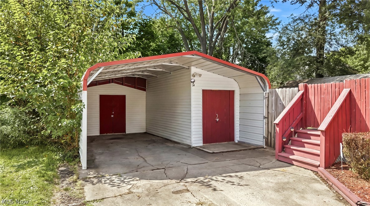 724 Belvedere Avenue SE Warren OH 44484