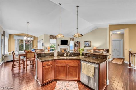 18492 Bunker Hill Drive Strongsville OH 44136