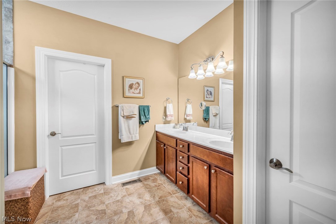 18492 Bunker Hill Drive Strongsville OH 44136