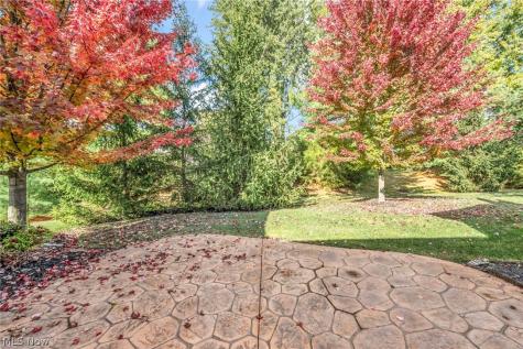 18492 Bunker Hill Drive Strongsville OH 44136
