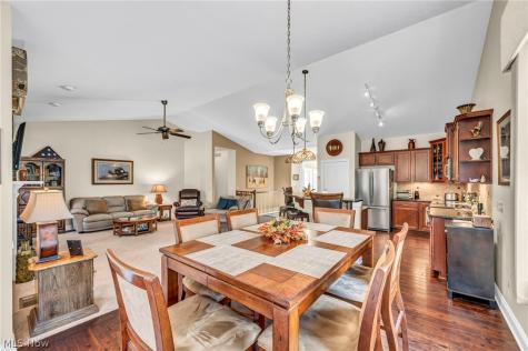 18492 Bunker Hill Drive Strongsville OH 44136
