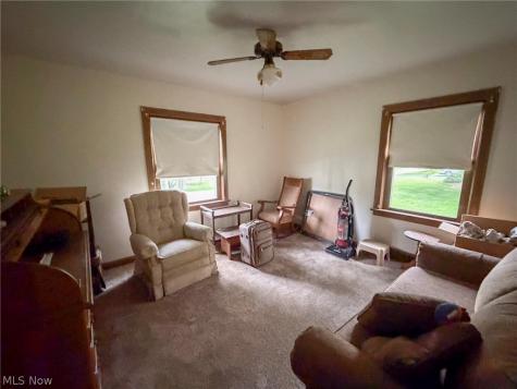 8060 Paulin Drive Youngstown OH 44514