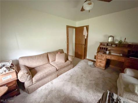 8060 Paulin Drive Youngstown OH 44514