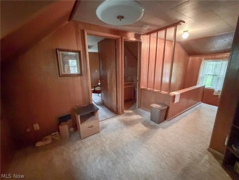8060 Paulin Drive Youngstown OH 44514
