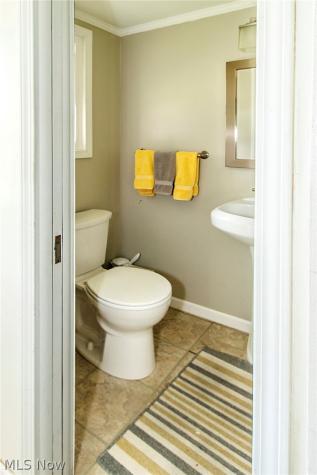 22276 Sandy Lane Fairview Park OH 44126