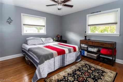 22276 Sandy Lane Fairview Park OH 44126