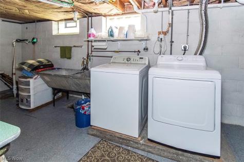 22276 Sandy Lane Fairview Park OH 44126