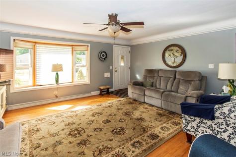 22276 Sandy Lane Fairview Park OH 44126